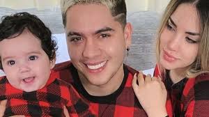 Ya nació juanito, escribió el influencer junto a una serie de. El Tierno Video De La Bebe De Kimberly Loaiza Que Enamora A Todos