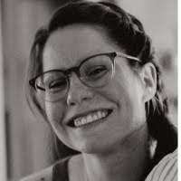 Elizabeth Fecteau's Instagram, Twitter & Facebook