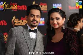 Maheen Fidai 🇵🇰 على X: "Naveed Raza and Kanwal Ma'am at the red carpet of  4th #ServisHUMAWARDS https://t.co/rcE3EY5d2b"