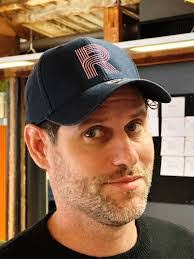 Robert Cantrell's Instagram, Twitter & Facebook