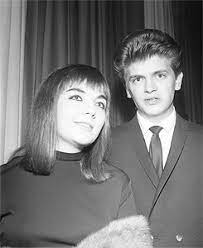 Phil everly, one half of the everly brothers, passed away on friday (january 3). Everything Everly Klchaps Neryskiras Phil Everly With His First