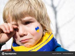 Face Frightened Boy Painted Heart Cheek Yellow Blue Colors Ukrainian —  Stock Photo © pav2@ukr.net #549974748