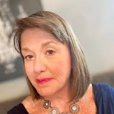 Kellie Freeman🌼🌞 (@kelliefree)