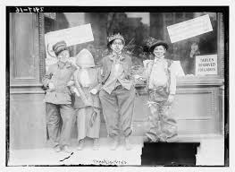 Grab your best thrifted outfit and pearl necklace: Old Photos Reveal Weird Thanksgiving Traditions From 100 Years Ago Petapixel