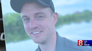 Good Samaritan helps rescue 11 children from burning school bus