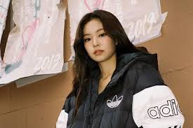 Born and raised in south korea. Profil Kim Jennie Member Blackpink Yang Nyaris Jadi Pengacara