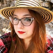 Amazon.com: Hero-Type: Lyga, Barry: Libros