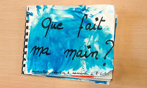 Tracés à l'encre et au coton tige autour de ronds (mousse) collés. Que Fait Ma Main Livre Des Traces Tps Ps La Classe Des Gnomes