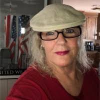 Ann Renshaw's Instagram, Twitter & Facebook