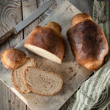 Nussstollen Nusszopf Russenzopf Rezept Von Streusel In 2020 Ruchbrot Brot Selber Backen Rezept Dinkelmehl