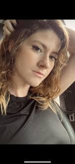 Elise Joyce's Instagram, Twitter & Facebook