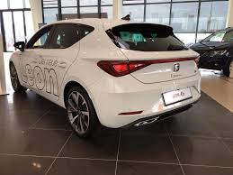 Seven colours are available on leon: Seat Leon Fr 2 1 0 Tsi 110ps Inkl 5 J Garantie Full Led High Scheinwerfer Acc Fernlichtassistent Toter Winkel Winterpaket Park Assist Parksensoren Vo Hi Sportsitze 3 Zonen Climatronic Digitales Cockpit Multif Lederlenkrad Sunset 17