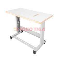 Desain dari mesin jahit ini cukup menarik dengan kombinasi warna ungu dan putih yang lebih dominan. Meja Dan Kaki Mesin Jahit Portable Obras Ukuran Besar 103 Shopee Indonesia