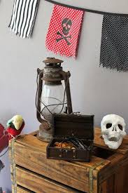404 Anniversaire Pirate Fete Sur Le Theme Des Pirates Decoration Pirate