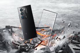 ZTE Axon 40 Ultra takes another stab at ...