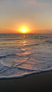  Pin By Angela Bercortz On Magic Hour Beautiful Beach Pictures Sunset Pictures Beach Sunset