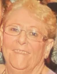 Charlotte Peckham's Instagram, Twitter & Facebook