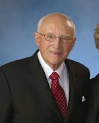 Melvin Gordon, Scion of Tootsie Roll Empire, Dies at 95