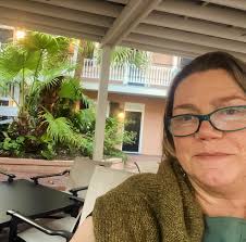 I am wrapping up a four-day residency at th wonderful @meyervoglgallery in  charming and historic Charleston, South Carolina. Here are some new  paintings! And a photo of the door of the art