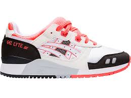 Un choix unique de asics gel lyte blanche disponible dans notre magasin. Women S Gel Lyte Iii White Flash Coral Sportstyle Asics