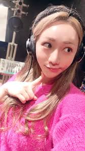 So.... Who's going into the New Year single? 🤨👀