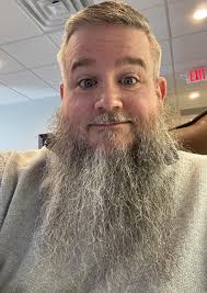Checking in! : r/beards