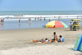 Sondeo: Esto cuesta pasar un día de feriado en sitios turísticos del Ecuador  - El Comercio