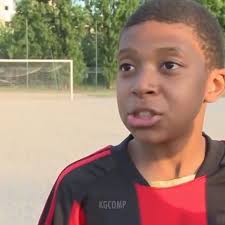 Know footballer's bio, wiki, salary, net worth including his dating life while 32 countries were showcasing their players, french football team has kylian mbappe, who came to. Baby Kylian Mbappe Kgcomp