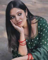 Veena Nandakumar Photos, Pictures And Images - Kerala9.com