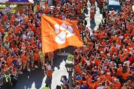 Nick schuessler knows the ins and outs of finance in the world of professional sports, knowledge that he's now sharing with current clemson football players. Clemson Has 23 Football Players Test Positive For Coronavirus