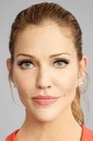 Annie Neal's Instagram, Twitter & Facebook