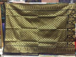 That's not baju melayu at all. Sampin Hitam Benang Emas Terengganu Sutera Batik Songket Facebook