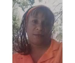 Delphine Perry's Instagram, Twitter & Facebook