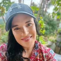 60+ "Michele Knott" profiles