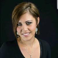 Emily Lindley's Instagram, Twitter & Facebook