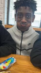 Exotic setting request for skinny dipping photo edit