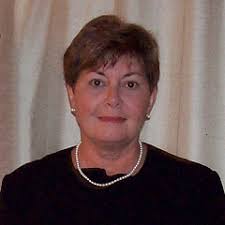 Linda Scheetz's Instagram, Twitter & Facebook