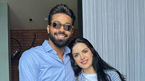 Natasa Stankovic restores wedding pics with Hardik Pandya amidst divorce news; fans say, 'Kya chal raha hai bhai' | PINKVILLA