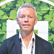 Tak til alle vores fantastiske medarbejdere og min seje partner Patrick  Bach Dalin