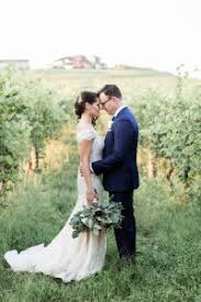 About blue valley vineyard and winery based in delaplane, virginia, blue valley vineyard and winery is a winery wedding venue that serves couples throughout the greater washington, d.c. Blue Valley Vineyard Virginia Winery Wedding Washington Dc Holistic Wedding Planner Bodamaestra Home