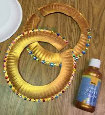 Agypterin Kostum Selber Machen Mit Diesen Diy Ideen Gelingt Das Perfekte Cleopatra Kostum Art For Kids Agypten Agyptische Party Agypten Kostum
