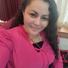 Y ninguna criatura se oculta a su vista, sino que todos están desnudos y  expuestos a los ojos de aquel a quien debemos rendir cuentas". Hebreos 4:13 