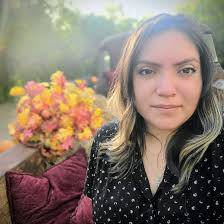 Anyone know a good nail salon that does appointments? Preferably, that it  doesn't break the bank. Thanks in advance!