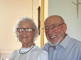 Removing reflection from glasses in photo?