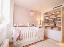 A veces decidir cómo decorar una habitacion de bebe no es fácil, por eso te damos ideas para que puedas transformar un cuarto en un espacio acogedor y agradable. Antes Y Despues La Habitacion De Un Recien Nacido El Cuarto Del Bebe