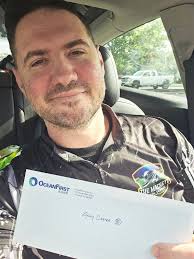 Pool players raise $1,600 for community member