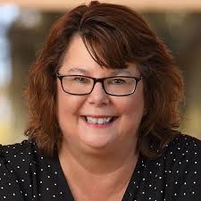 Trinity Sands Beach Club (Second Chances: Romance & Mysteries Book 1)