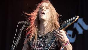 Alexi laiho, front man for finnish metal band children of bodom and supergroup bodom after midnight, has died, his record label has confirmed. Metal Musiker Reagieren Auf Den Tod Von Alexi Laiho Children Of Bodom