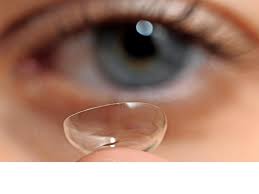 Zweiwochenlinsen sind kontaktlinsen, die man bis zu zwei wochen täglich tragen kann. Kontaktlinsen Diese Fehler Sollten Sie Vermeiden