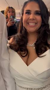 Next food tasting with two caterers Carmen's Kitchen & AB catering. Plus  @dj.dvo in the house. Taste cake by @pink.icing.cakes and @s.b.cakes